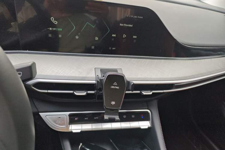 Used CHANGAN Eado 2023 Changan Edition PLUS Blue Whale NE 1.4T GDI DCT Prestige Version Audio And AC Panel
