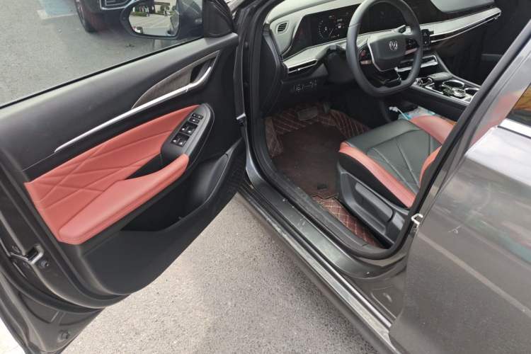 Used CHANGAN Eado 2023 Changan Edition PLUS Blue Whale NE 1.4T GDI DCT Prestige Version Driver Seat