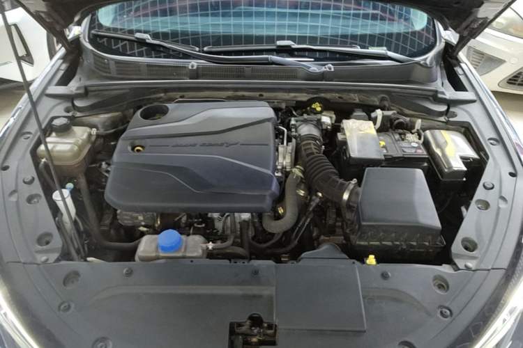 Used CHANGAN Eado 2023 Changan Edition PLUS Blue Whale NE 1.4T GDI DCT Prestige Version Engine Bay