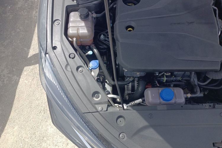 Used CHANGAN Eado 2023 Changan Edition PLUS Blue Whale NE 1.4T GDI DCT Prestige Version Engine Bay Right