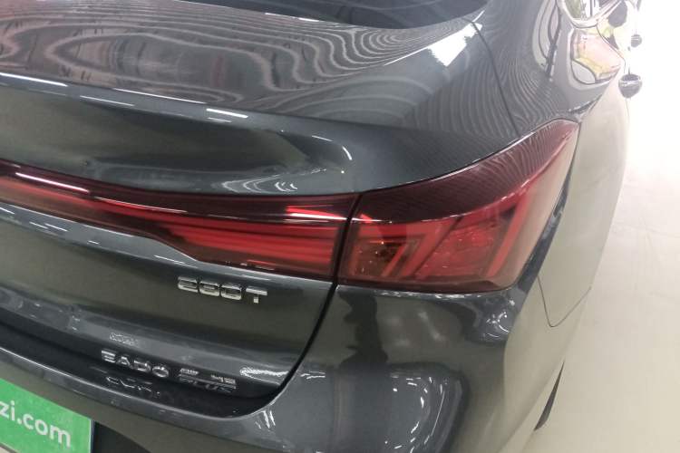 Used CHANGAN Eado 2023 Changan Edition PLUS Blue Whale NE 1.4T GDI DCT Prestige Version Exterior 3