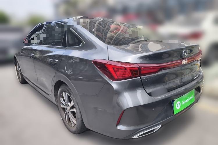 Used CHANGAN Eado 2023 Changan Edition PLUS Blue Whale NE 1.4T GDI DCT Prestige Version Exterior 3