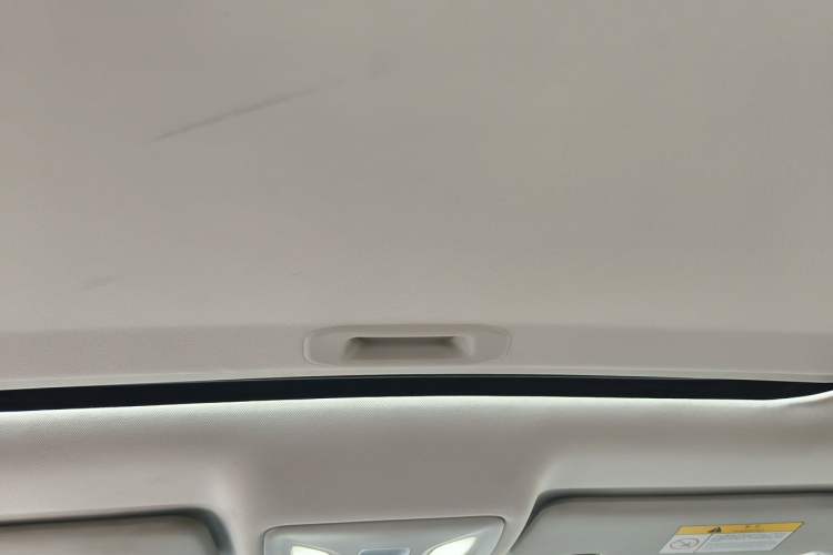 Used CHANGAN Eado 2023 Changan Edition PLUS Blue Whale NE 1.4T GDI DCT Prestige Version Headliner