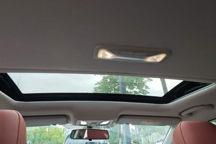 Used CHANGAN Eado 2023 Changan Edition PLUS Blue Whale NE 1.4T GDI DCT Prestige Version Headliner