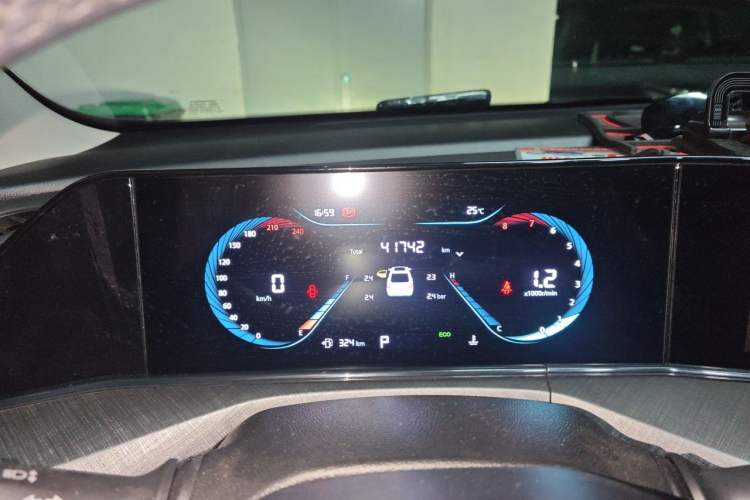 Used CHANGAN Eado 2023 Changan Edition PLUS Blue Whale NE 1.4T GDI DCT Prestige Version Instrument Cluster