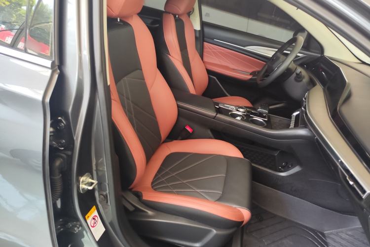Used CHANGAN Eado 2023 Changan Edition PLUS Blue Whale NE 1.4T GDI DCT Prestige Version Interior 7