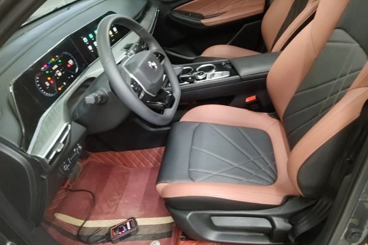 Used CHANGAN Eado 2023 Changan Edition PLUS Blue Whale NE 1.4T GDI DCT Prestige Version Left Front Seat