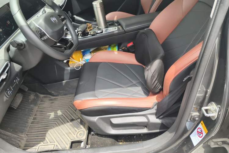 Used CHANGAN Eado 2023 Changan Edition PLUS Blue Whale NE 1.4T GDI DCT Prestige Version Left Front Seat