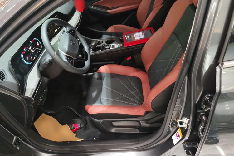 Used CHANGAN Eado 2023 Changan Edition PLUS Blue Whale NE 1.4T GDI DCT Prestige Version Left Front Seat