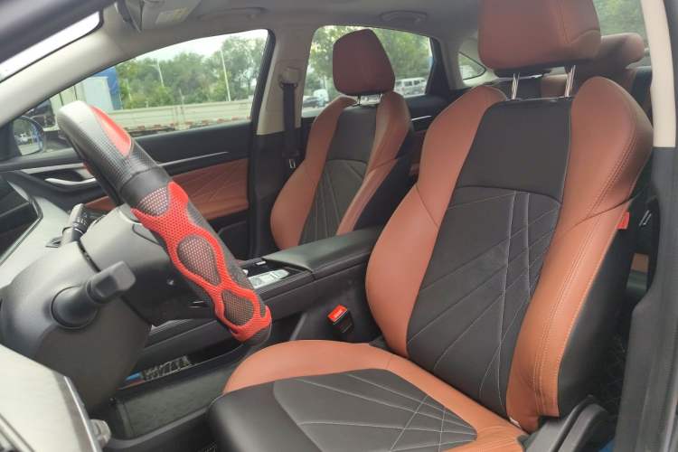 Used CHANGAN Eado 2023 Changan Edition PLUS Blue Whale NE 1.4T GDI DCT Prestige Version Left Front Seat