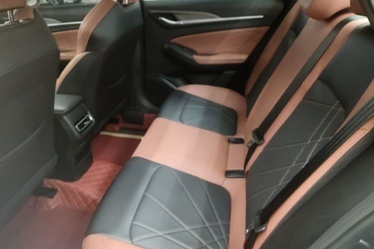 Used CHANGAN Eado 2023 Changan Edition PLUS Blue Whale NE 1.4T GDI DCT Prestige Version Left Rear Seat