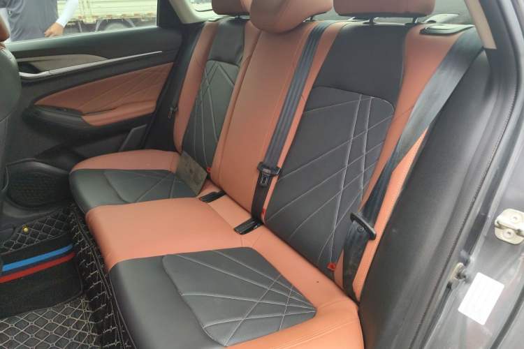 Used CHANGAN Eado 2023 Changan Edition PLUS Blue Whale NE 1.4T GDI DCT Prestige Version Left Rear Seat
