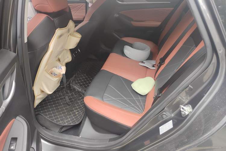 Used CHANGAN Eado 2023 Changan Edition PLUS Blue Whale NE 1.4T GDI DCT Prestige Version Left Rear Seat