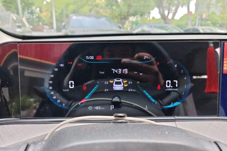 Used CHANGAN Eado 2023 Changan Edition PLUS Blue Whale NE 1.4T GDI DCT Prestige Version Odometer Close Up