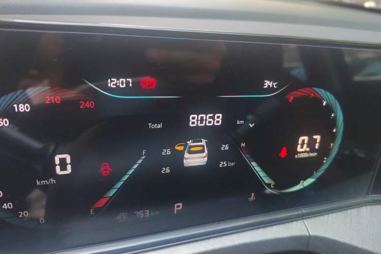Used CHANGAN Eado 2023 Changan Edition PLUS Blue Whale NE 1.4T GDI DCT Prestige Version Odometer Close Up