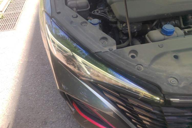 Used CHANGAN Eado 2023 Changan Edition PLUS Blue Whale NE 1.4T GDI DCT Prestige Version Right Front Headlight