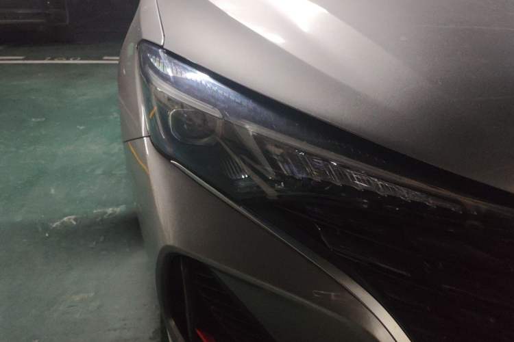 Used CHANGAN Eado 2023 Changan Edition PLUS Blue Whale NE 1.4T GDI DCT Prestige Version Right Front Headlight