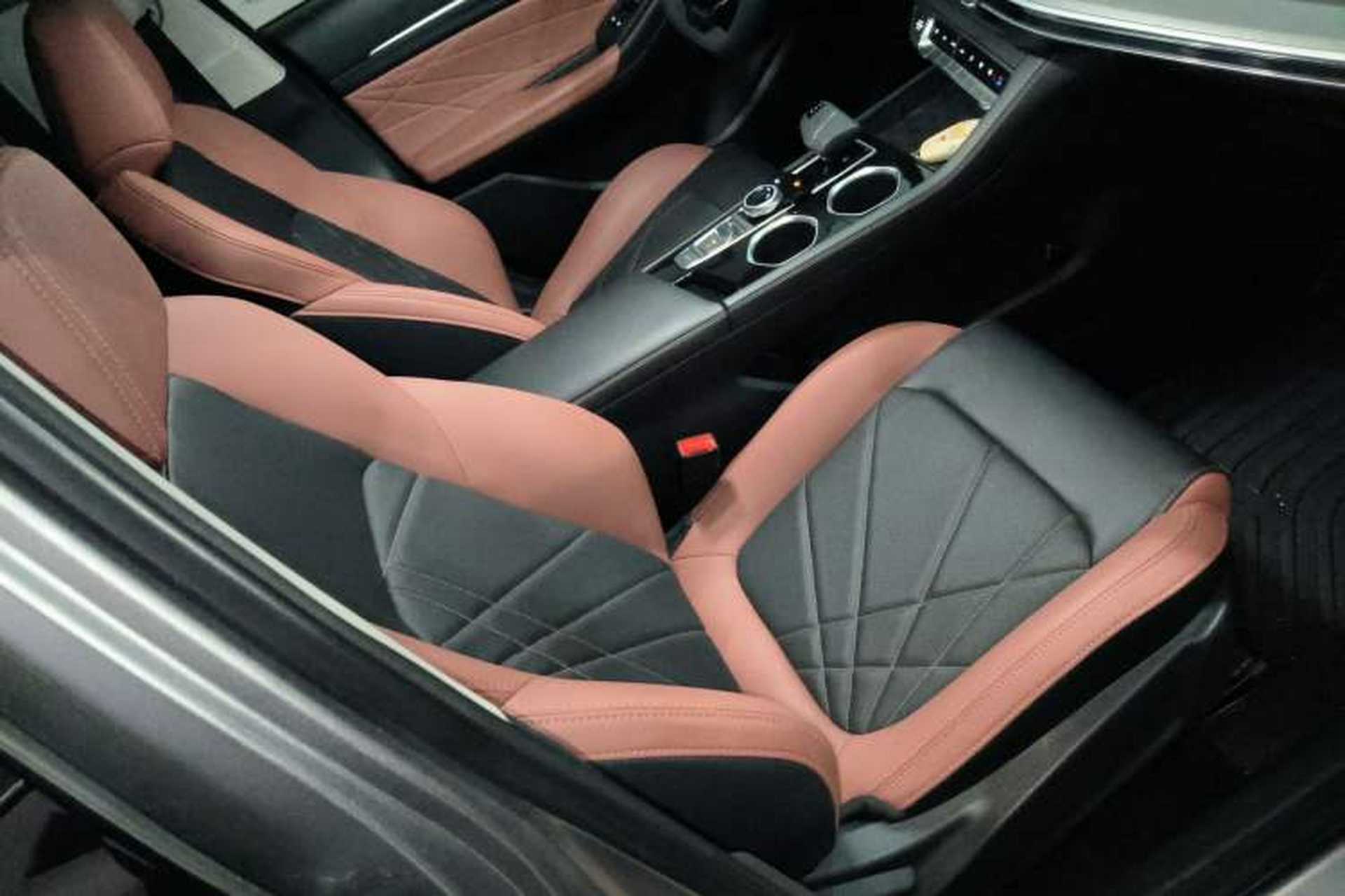 Used CHANGAN Eado 2023 Changan Edition PLUS Blue Whale NE 1.4T GDI DCT Prestige Version Right Front Seat
