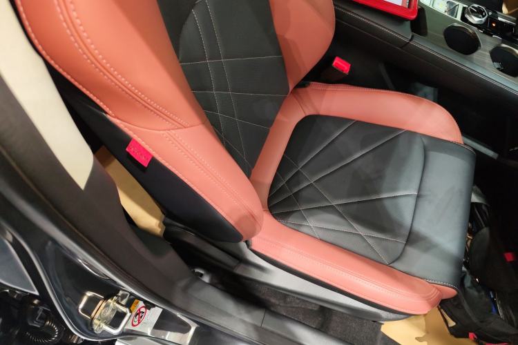 Used CHANGAN Eado 2023 Changan Edition PLUS Blue Whale NE 1.4T GDI DCT Prestige Version Right Front Seat
