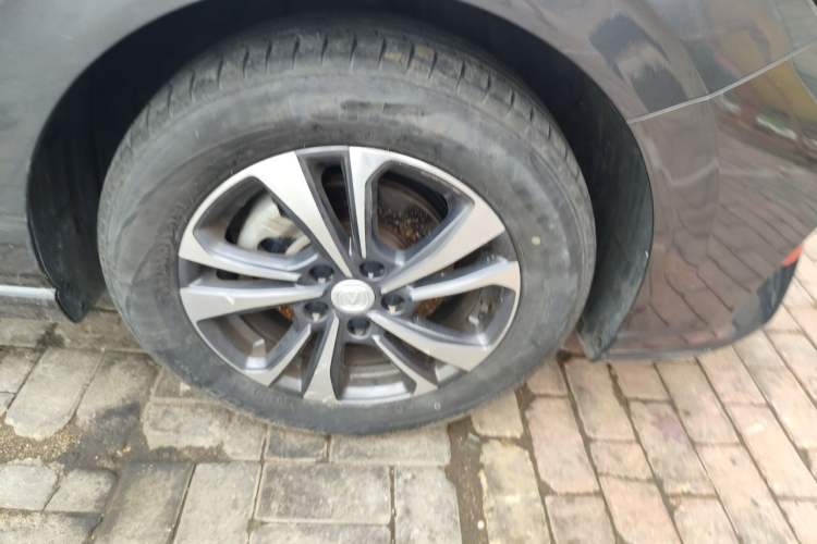 Used CHANGAN Eado 2023 Changan Edition PLUS Blue Whale NE 1.4T GDI DCT Prestige Version Right Front Wheel Hub