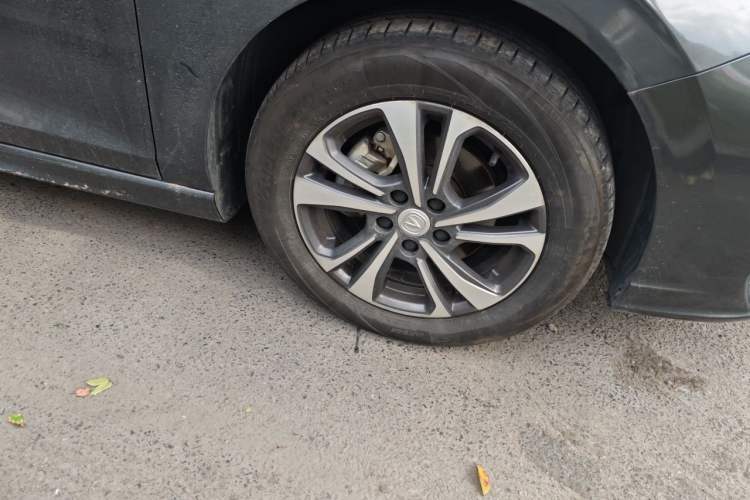 Used CHANGAN Eado 2023 Changan Edition PLUS Blue Whale NE 1.4T GDI DCT Prestige Version Right Front Wheel Hub