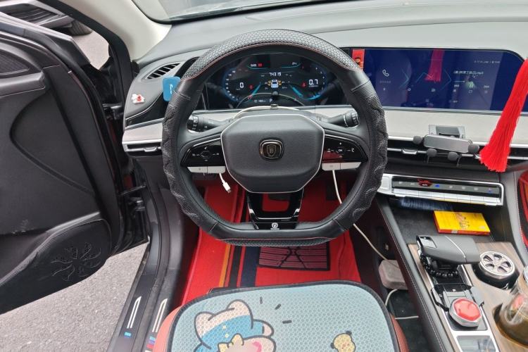 Used CHANGAN Eado 2023 Changan Edition PLUS Blue Whale NE 1.4T GDI DCT Prestige Version Steering Wheel