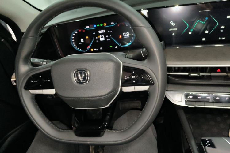 Used CHANGAN Eado 2023 Changan Edition PLUS Blue Whale NE 1.4T GDI DCT Prestige Version Steering Wheel