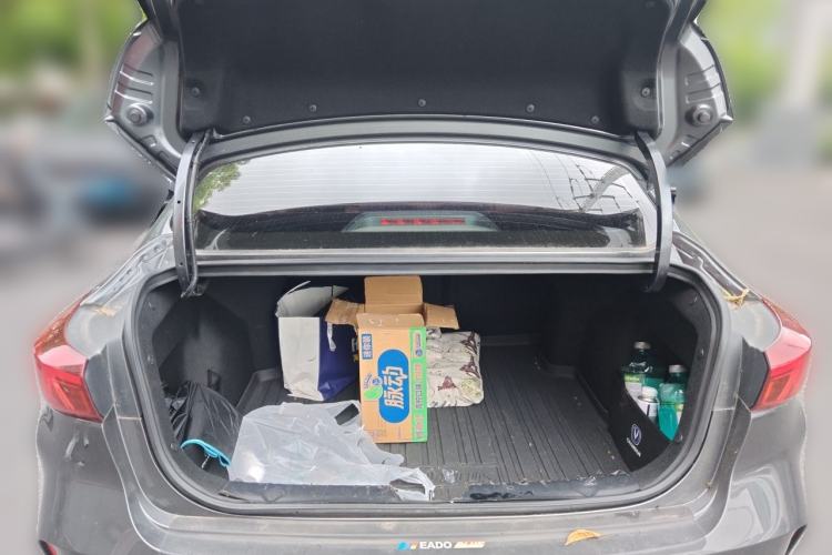 Used CHANGAN Eado 2023 Changan Edition PLUS Blue Whale NE 1.4T GDI DCT Prestige Version Trunk