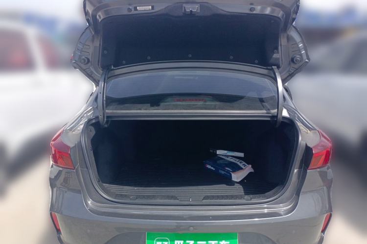 Used CHANGAN Eado 2023 Changan Edition PLUS Blue Whale NE 1.4T GDI DCT Prestige Version Trunk