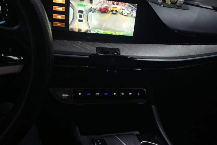 Used CHANGAN Eado 2023 Changan Edition PLUS Blue Whale NE 1.4T GDI DCT Prestige Version Audio And AC Panel
