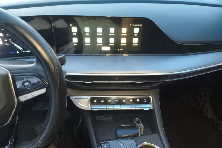 Used CHANGAN Eado 2023 Changan Edition PLUS Blue Whale NE 1.4T GDI DCT Prestige Version Audio And AC Panel