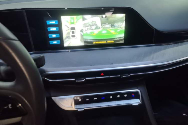 Used CHANGAN Eado 2023 Changan Edition PLUS Blue Whale NE 1.4T GDI DCT Prestige Version Audio And AC Panel