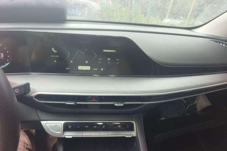 Used CHANGAN Eado 2023 Changan Edition PLUS Blue Whale NE 1.4T GDI DCT Prestige Version Audio And AC Panel