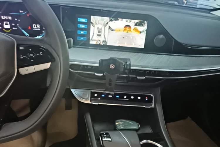 Used CHANGAN Eado 2023 Changan Edition PLUS Blue Whale NE 1.4T GDI DCT Prestige Version Audio And AC Panel