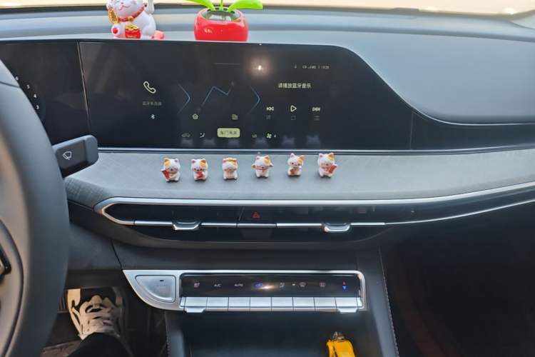 Used CHANGAN Eado 2023 Changan Edition PLUS Blue Whale NE 1.4T GDI DCT Prestige Version Audio And AC Panel