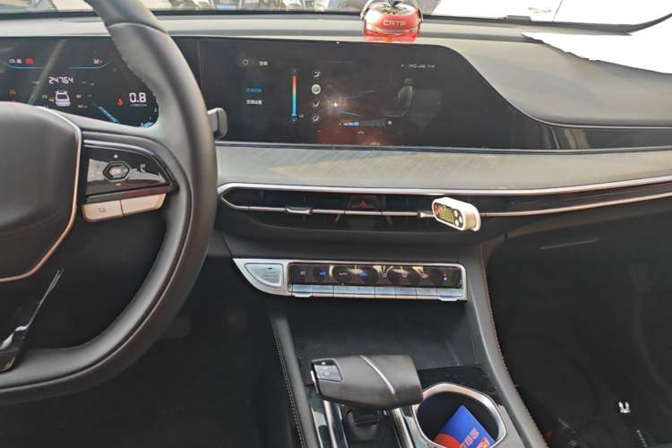 Used CHANGAN Eado 2023 Changan Edition PLUS Blue Whale NE 1.4T GDI DCT Prestige Version Audio And AC Panel