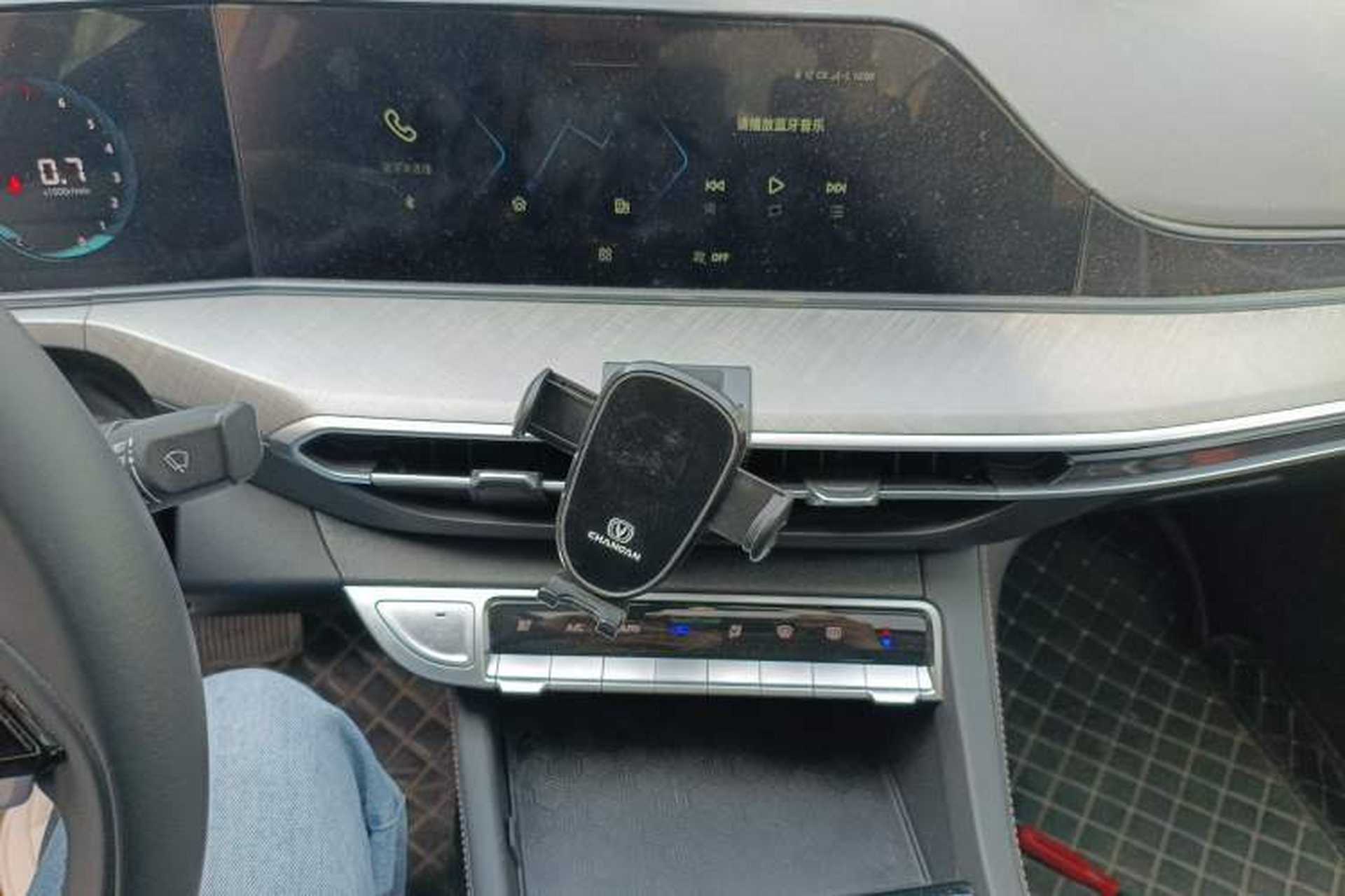Used CHANGAN Eado 2023 Changan Edition PLUS Blue Whale NE 1.4T GDI DCT Prestige Version Audio And AC Panel