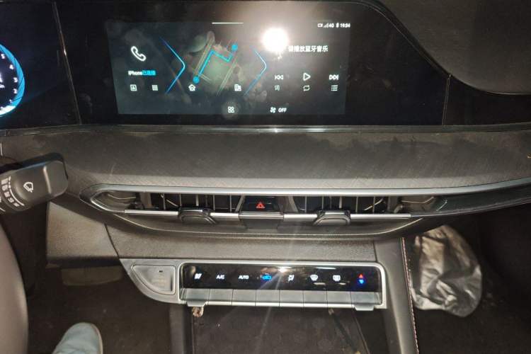 Used CHANGAN Eado 2023 Changan Edition PLUS Blue Whale NE 1.4T GDI DCT Prestige Version Audio And AC Panel