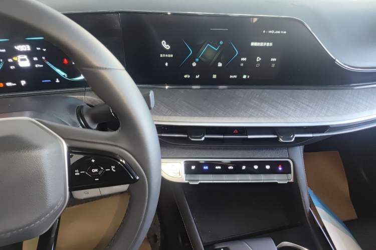 Used CHANGAN Eado 2023 Changan Edition PLUS Blue Whale NE 1.4T GDI DCT Prestige Version Audio And AC Panel