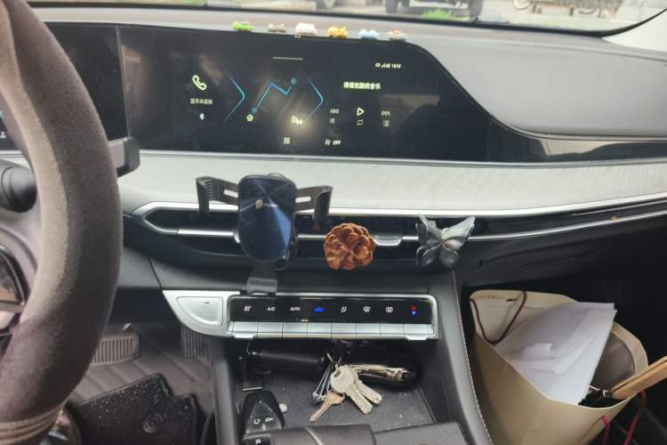 Used CHANGAN Eado 2023 Changan Edition PLUS Blue Whale NE 1.4T GDI DCT Prestige Version Audio And AC Panel