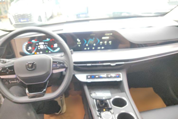 Used CHANGAN Eado 2023 Changan Edition PLUS Blue Whale NE 1.4T GDI DCT Prestige Version Audio And AC Panel
