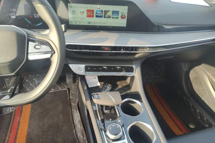 Used CHANGAN Eado 2023 Changan Edition PLUS Blue Whale NE 1.4T GDI DCT Prestige Version Audio And AC Panel