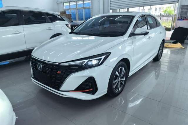 Used CHANGAN Eado 2023 Changan Edition PLUS Blue Whale NE 1.4T GDI DCT Prestige Version