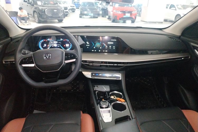 Used CHANGAN Eado 2023 Changan Edition PLUS Blue Whale NE 1.4T GDI DCT Prestige Version Center Console