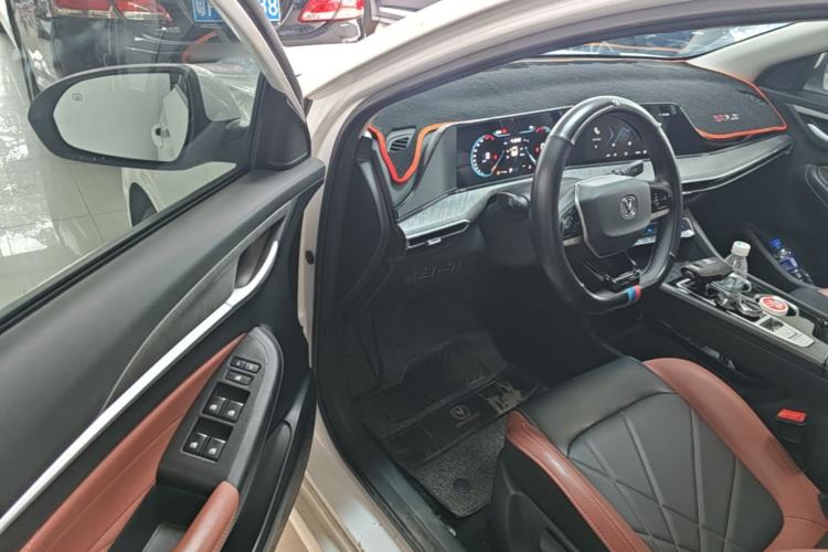 Used CHANGAN Eado 2023 Changan Edition PLUS Blue Whale NE 1.4T GDI DCT Prestige Version Driver Seat