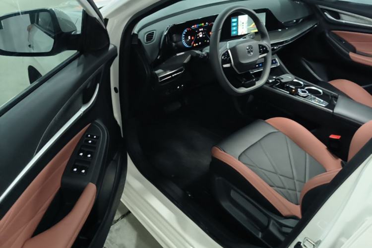 Used CHANGAN Eado 2023 Changan Edition PLUS Blue Whale NE 1.4T GDI DCT Prestige Version Driver Seat