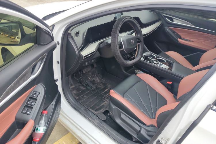 Used CHANGAN Eado 2023 Changan Edition PLUS Blue Whale NE 1.4T GDI DCT Prestige Version Driver Seat