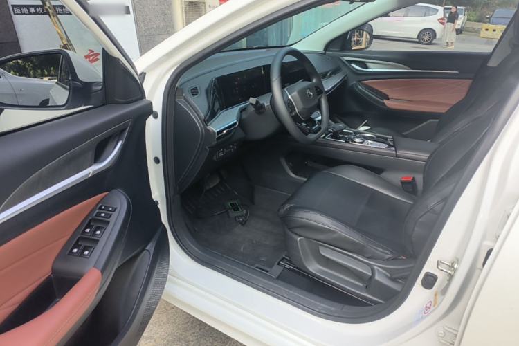 Used CHANGAN Eado 2023 Changan Edition PLUS Blue Whale NE 1.4T GDI DCT Prestige Version Driver Seat