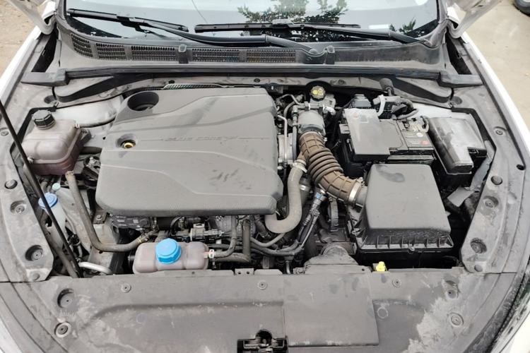 Used CHANGAN Eado 2023 Changan Edition PLUS Blue Whale NE 1.4T GDI DCT Prestige Version Engine Bay