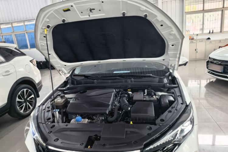 Used CHANGAN Eado 2023 Changan Edition PLUS Blue Whale NE 1.4T GDI DCT Prestige Version Engine Bay